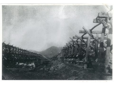 明治３１年　横須浜船積及び貯炭桟橋